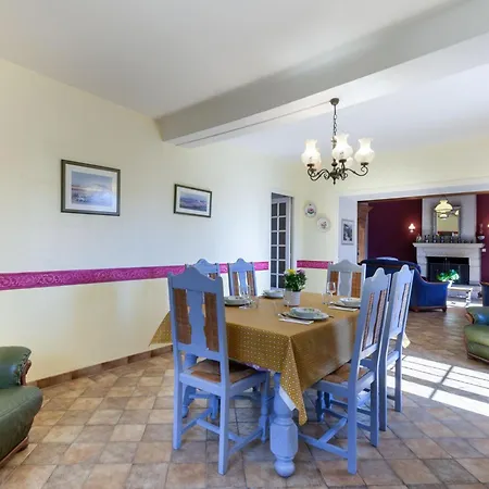 Les Chardonnets By Interhome * Biniville